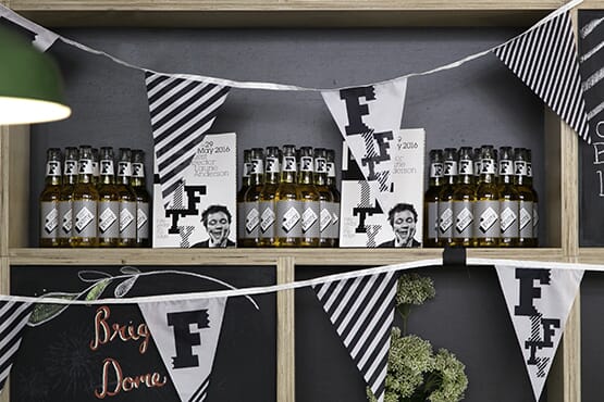 50_Bar&Bunting_555